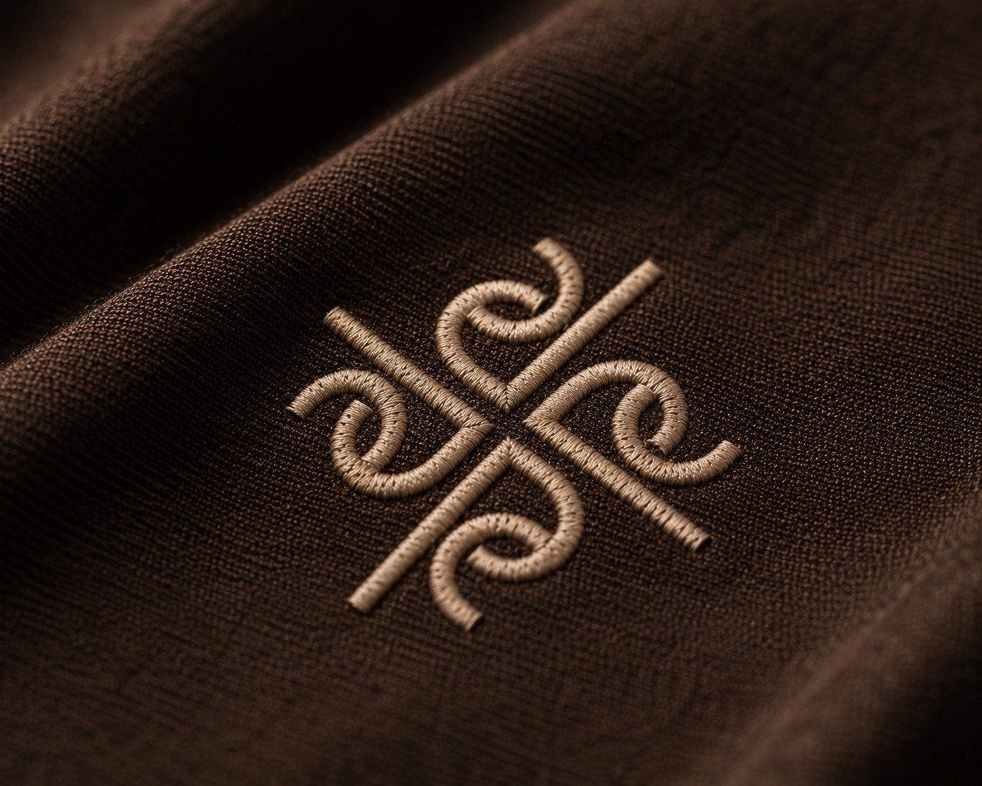 Curate logotype detail